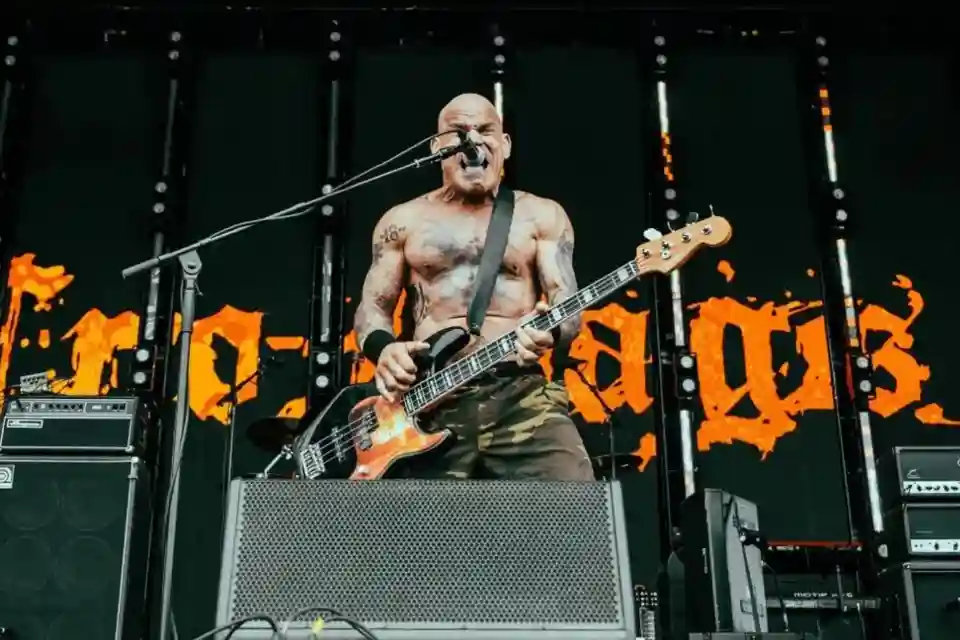 Cro-Mags lansează o nouă versiune a piesei „It’s The Limit” cu Meg Mills de la Turnstile