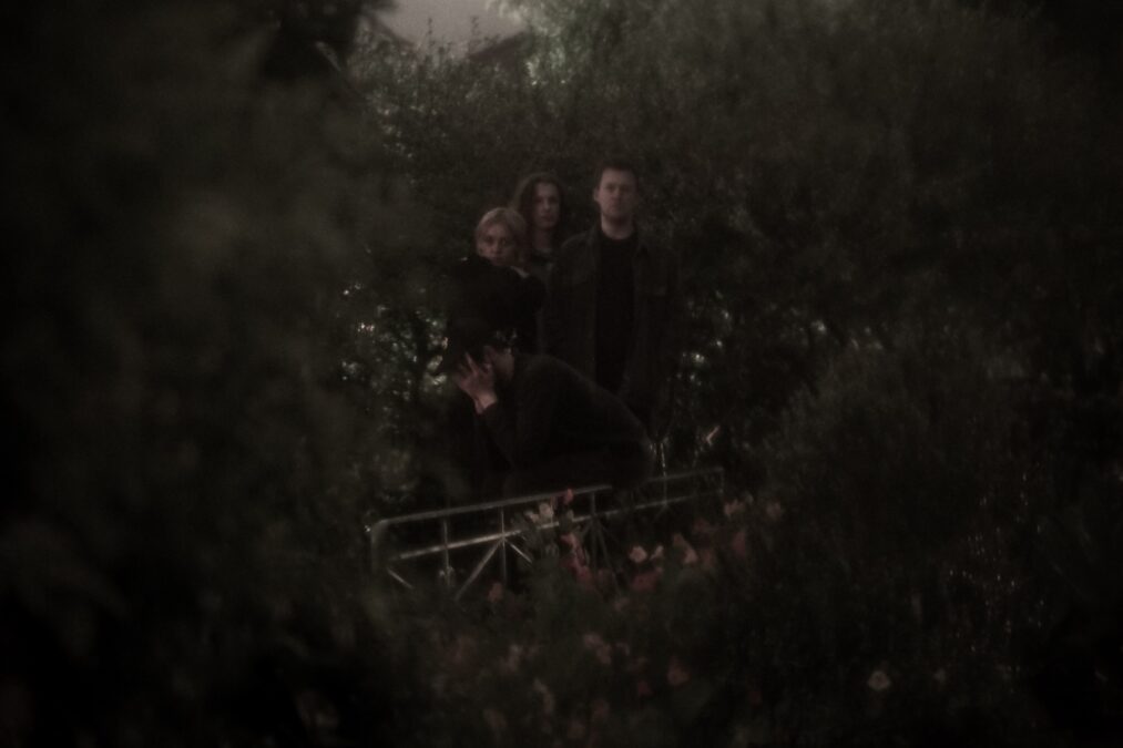 DREAMSPEED lansează noul single „Inverse Shadows”