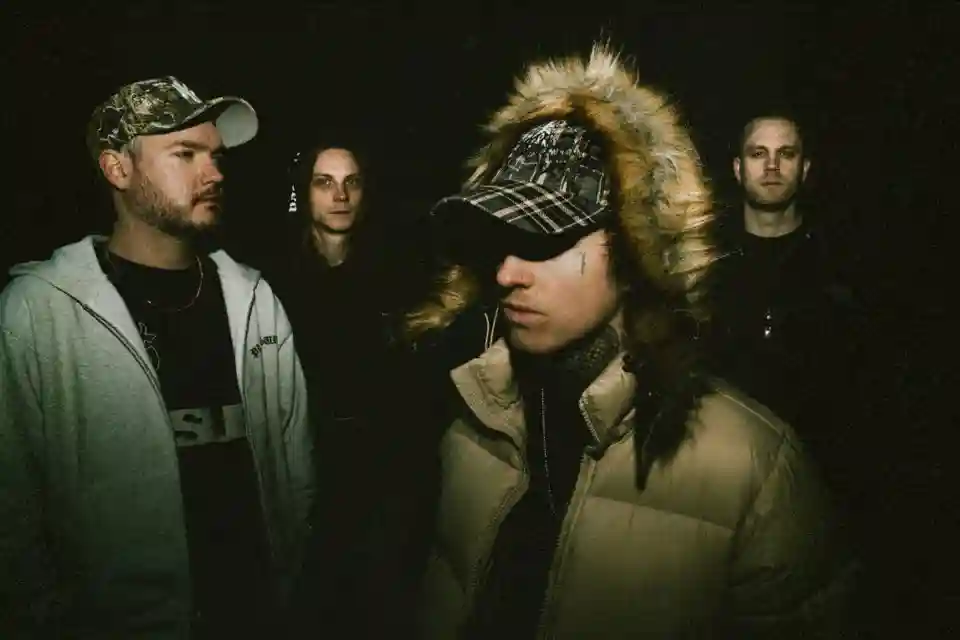 Trupa thrown lansează noul single „Unwanted”