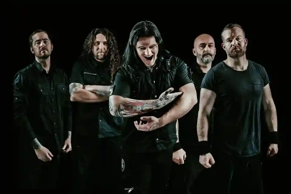 Trupa Devour lansează noul album intitulat „Skive” în luna noiembrie