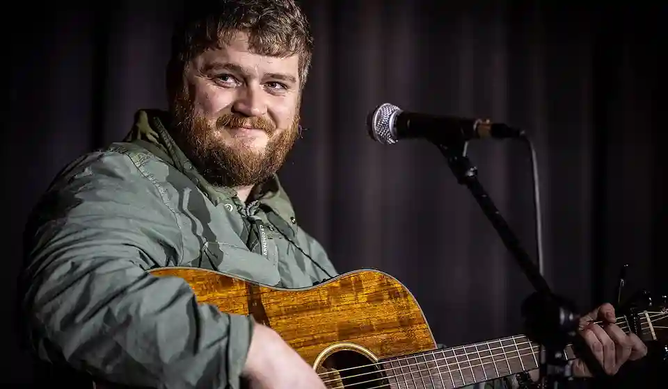 Dave Lofts va susține un concert în finala evenimentului A New Local Hero 2026