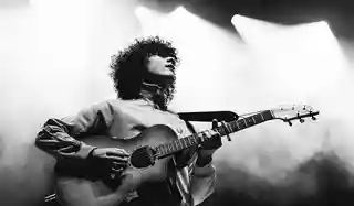 Recenzie album: Dylan John Thomas – „Nothing Here Worth Taking”