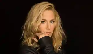 Recenzia albumului „Pick You Up” al artistei Sheryl Crow