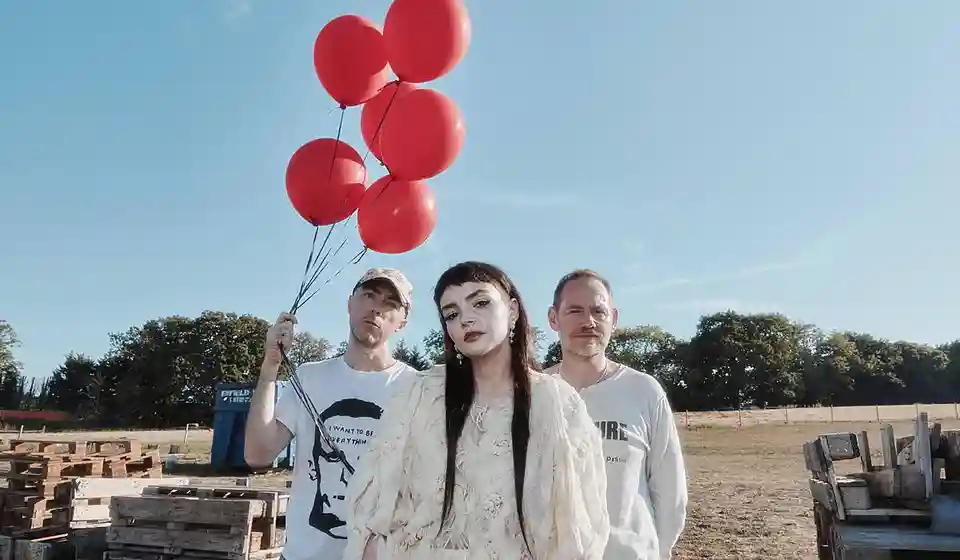CHVRCHES anunță noul album „All the King’s Men” și un concert la Dublin