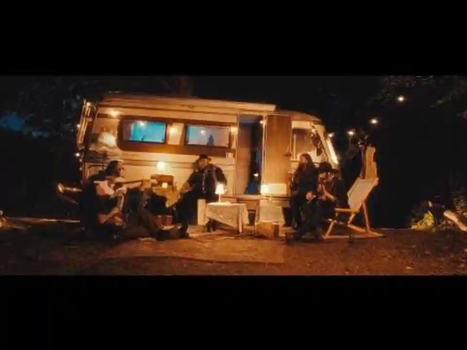 Noul videoclip al trupei Prehistoric Animals: „Do I really know you?”