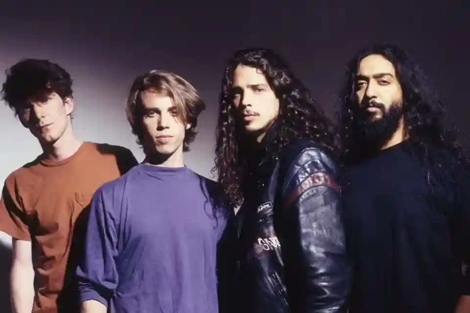 Cele mai apreciate trei albume Soundgarden conform Indie Hoy