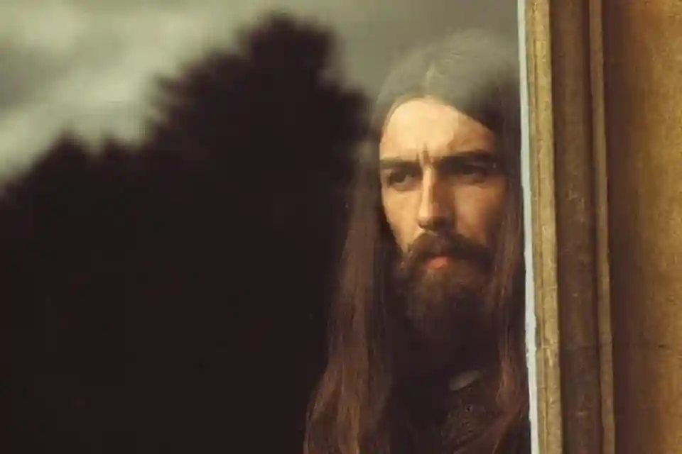 Analiză asupra a trei discuri semnate de George Harrison