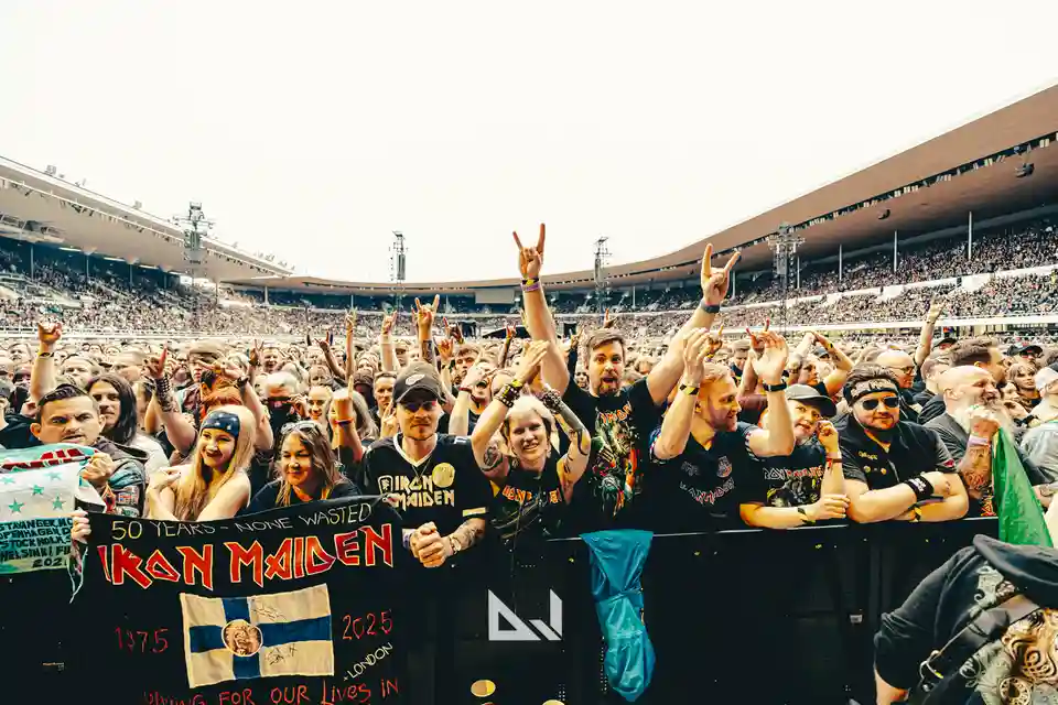 Iron Maiden marchează aniversarea albumului Somewhere In Time cu o ediție specială