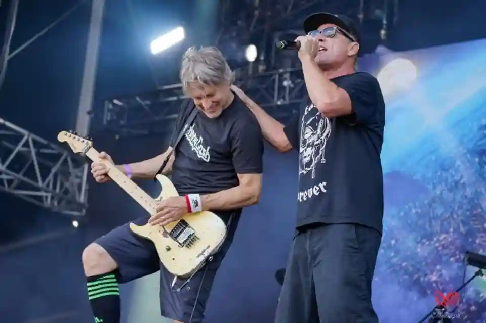Ugly Kid Joe va lansa noul album în prima parte a anului 2027
