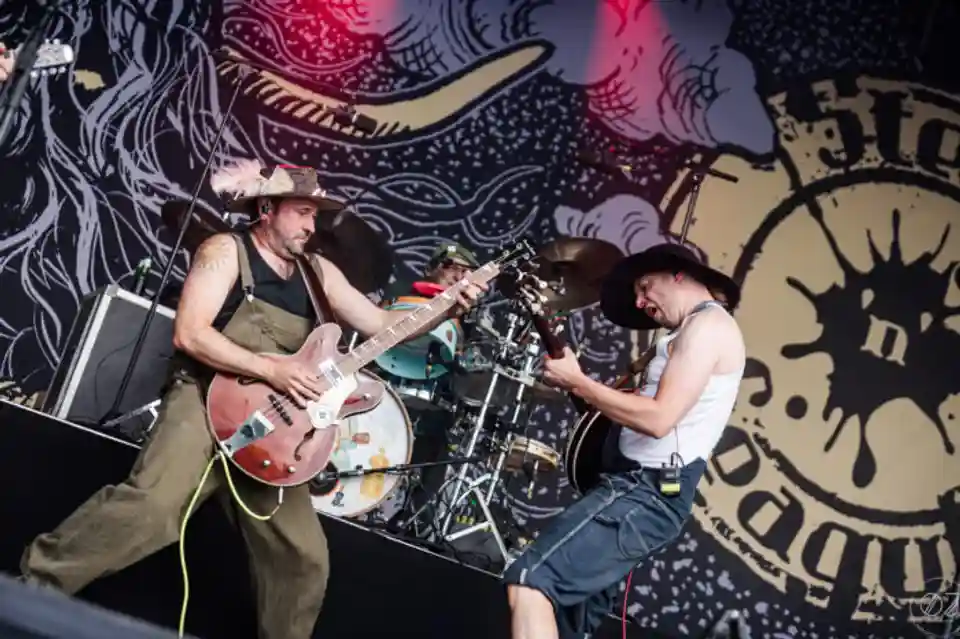 Steve’n’Seagulls lansează un nou videoclip și continuă turneul european