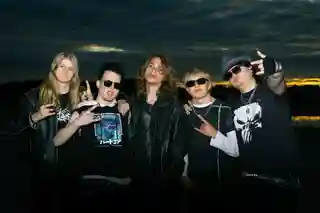 Trupa Fatal Divine lansează single-ul „Conclusions”
