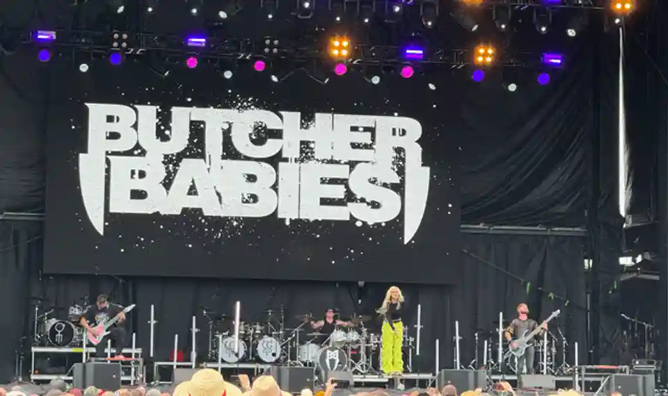 Interviu cu Heidi Shepherd despre evoluția trupei Butcher Babies