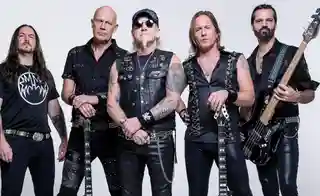 Accept îi va avea în deschidere pe Enforcer și Dynazty la concertele din Spania