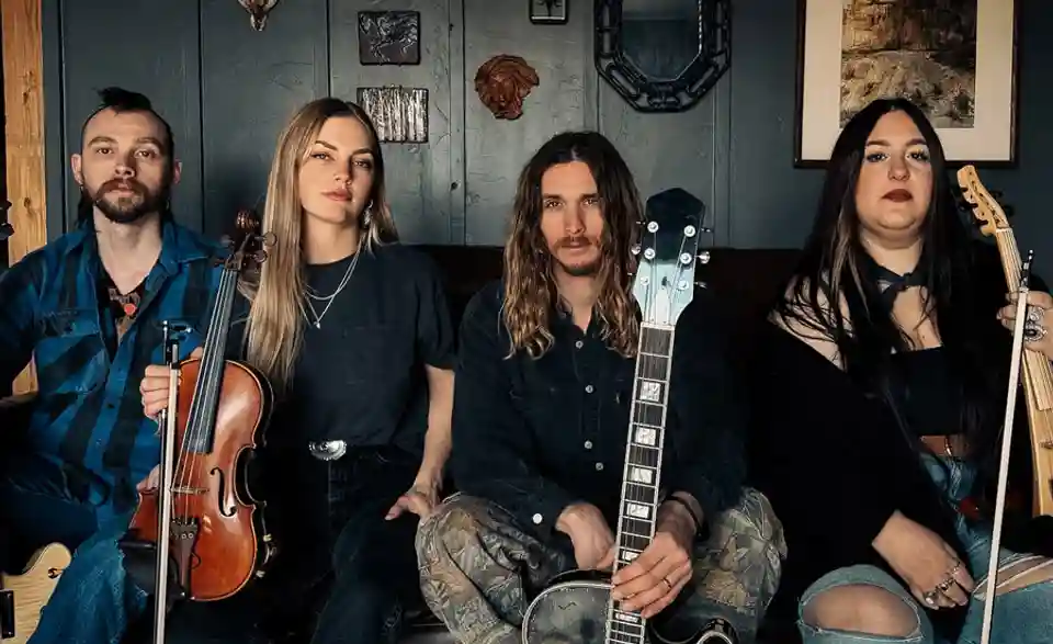Interviu cu Spirit Mother despre noul album, „Thistle”