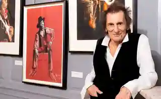 Ronnie Wood (The Rolling Stones) expune portrete dedicate lui Jimi Hendrix