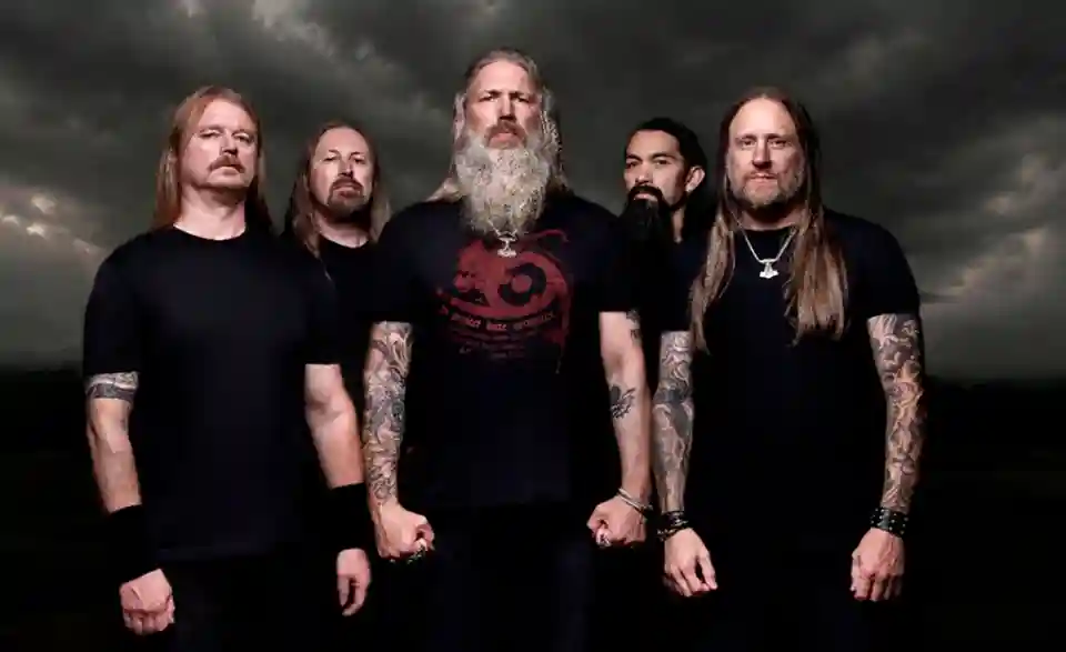 Ted Lundström (Amon Amarth) despre diferențele de popularitate față de Johan Hegg