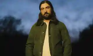 Noah Kahan a lansat înregistrarea concertului de la Grammy Museum