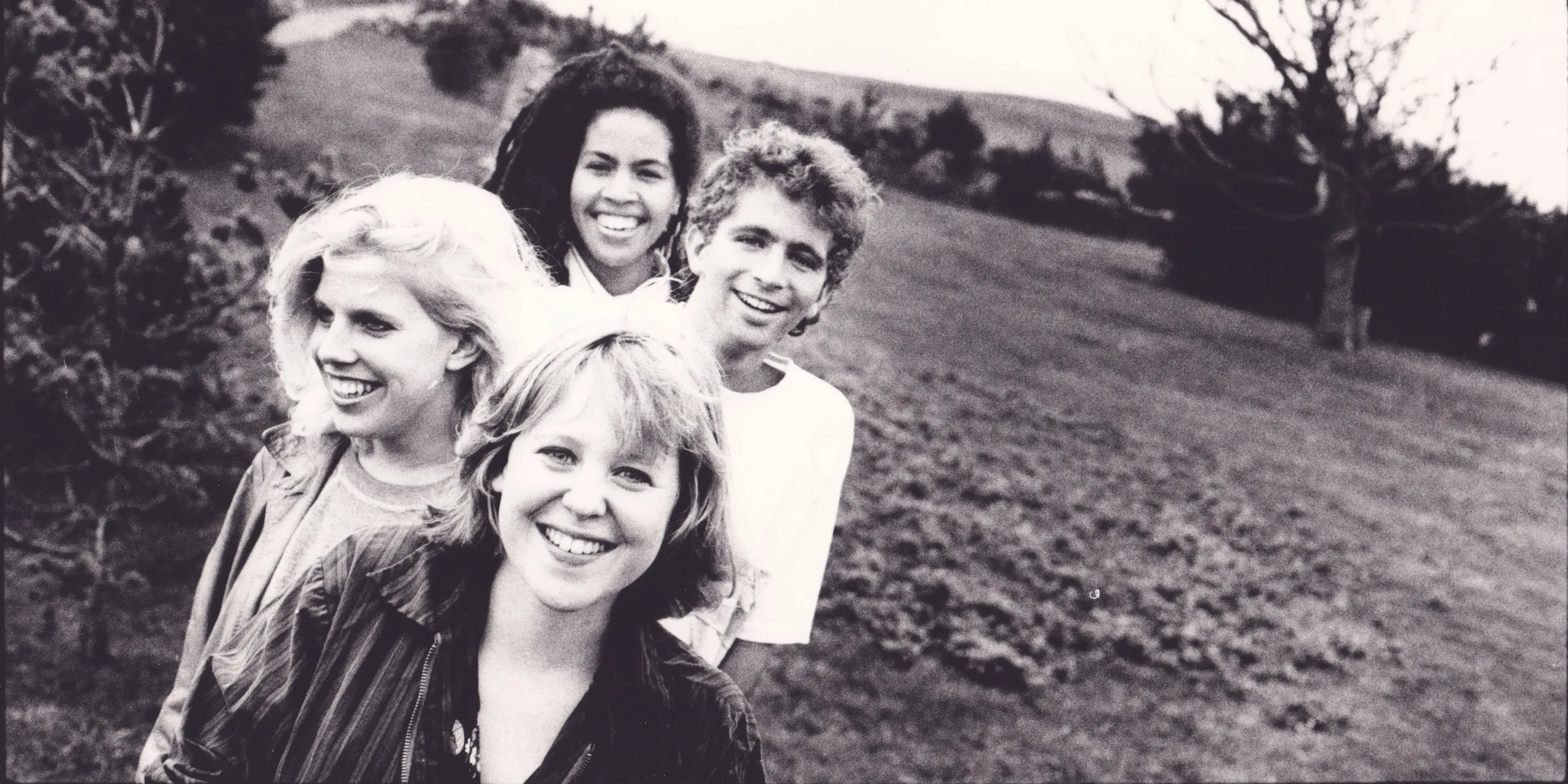 Throwing Muses reîntipărește albumul de debut omonim pentru a 40-a aniversare
