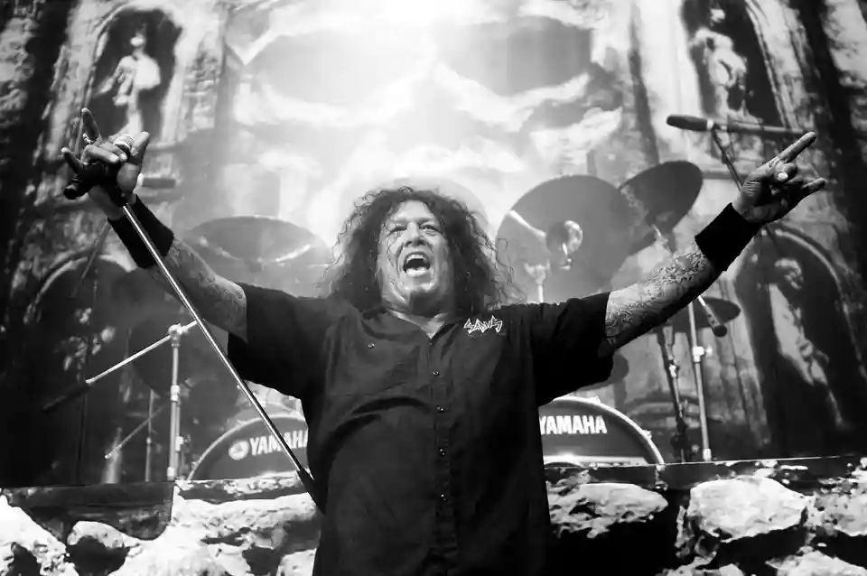 Chuck Billy de la Testament publică volumul autobiografic „Holding My Breath”