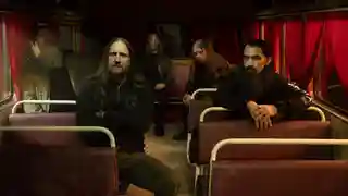 Amon Amarth lansează „Upphaf”, prima lor piesă acustică din carieră