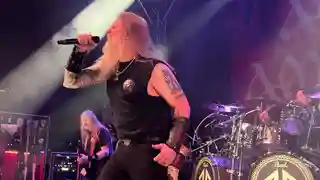 AMON AMARTH a debutat piese noi de pe albumul „The Allfather Awakens” într-un concert