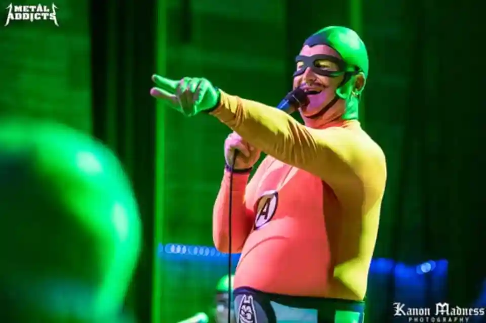 The Aquabats au susținut un concert tematic de Halloween în Ventura