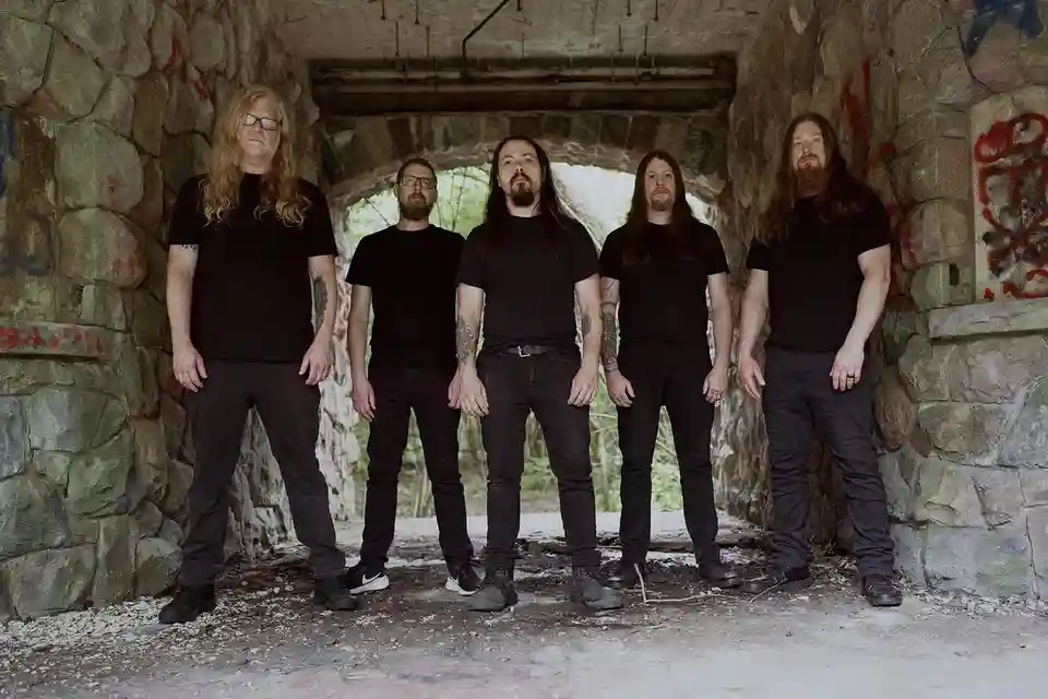 Interviu cu Brandon Howe despre noul album al trupei Mother of Graves