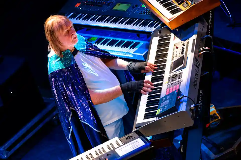 Rick Wakeman discută despre procesul creativ din spatele albumului „Return to the Red Planet”