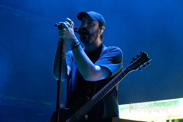 Breaking Benjamin și Chevelle au susținut un concert la Jones Beach