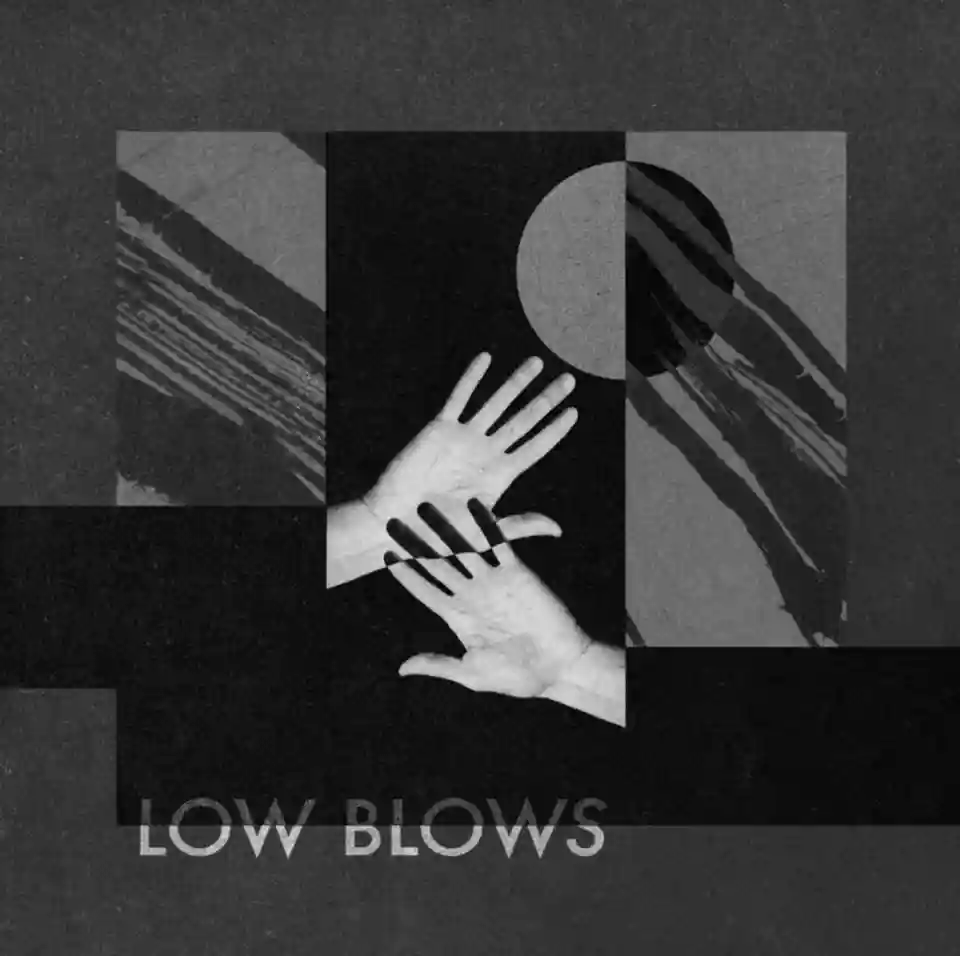 Trio-ul post-punk Low Blows lansează videoclipul piesei „SOS”