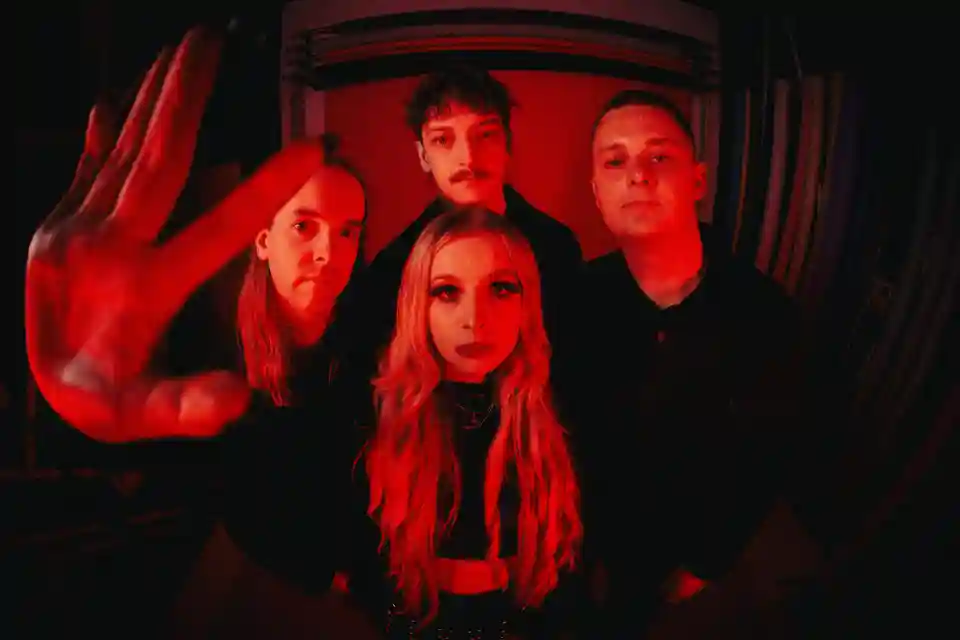 Trupa australiană Closure lansează noul single „Empty Hands”