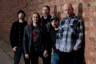 Stormbringer lansează albumul Transcendence și single-ul Dirt And Bone