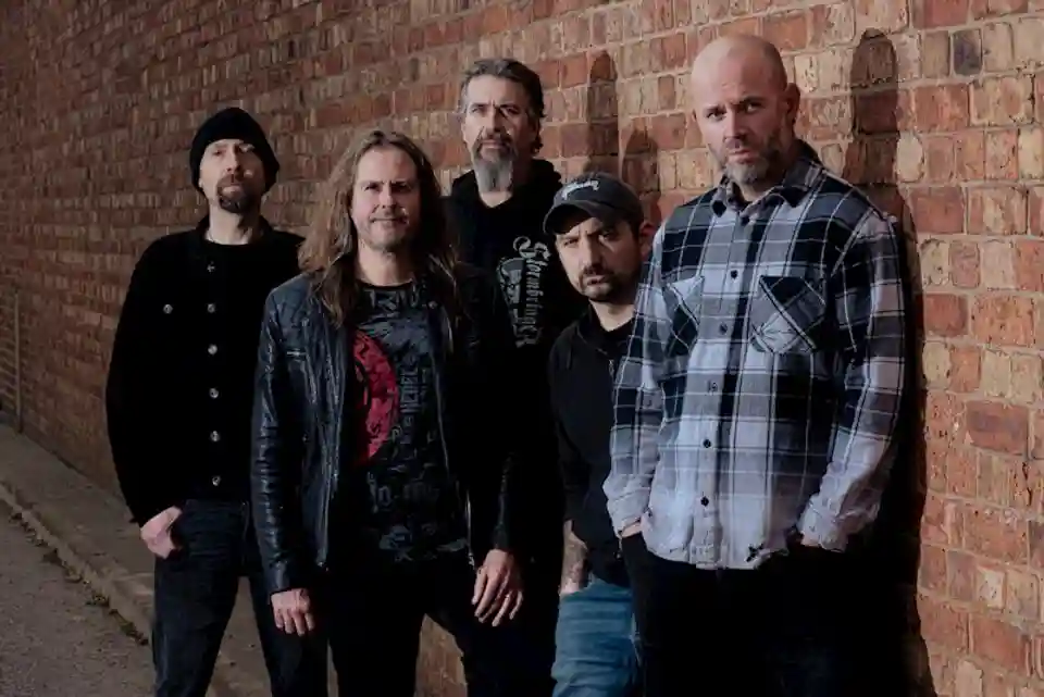 Stormbringer lansează albumul Transcendence și single-ul Dirt And Bone