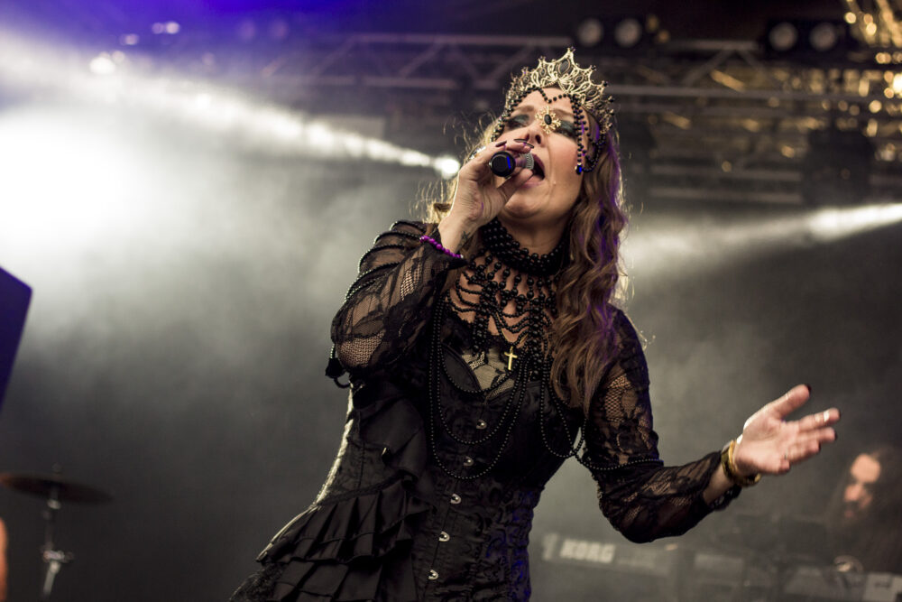Anette Olzon va susține un concert în São Paulo dedicat pieselor Nightwish