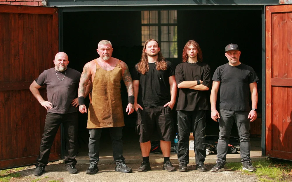 Trupa Oath Of Nothing lansează single-ul de debut și anunță primele concerte
