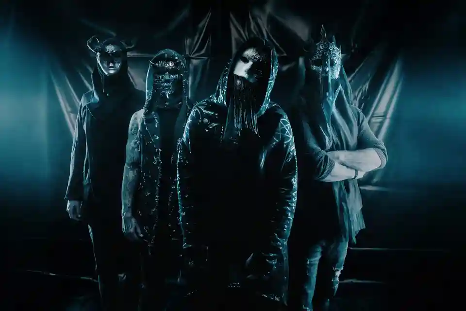 Oceans lansează single-ul „Heroin” și anunță albumul „Fight Your Demons”