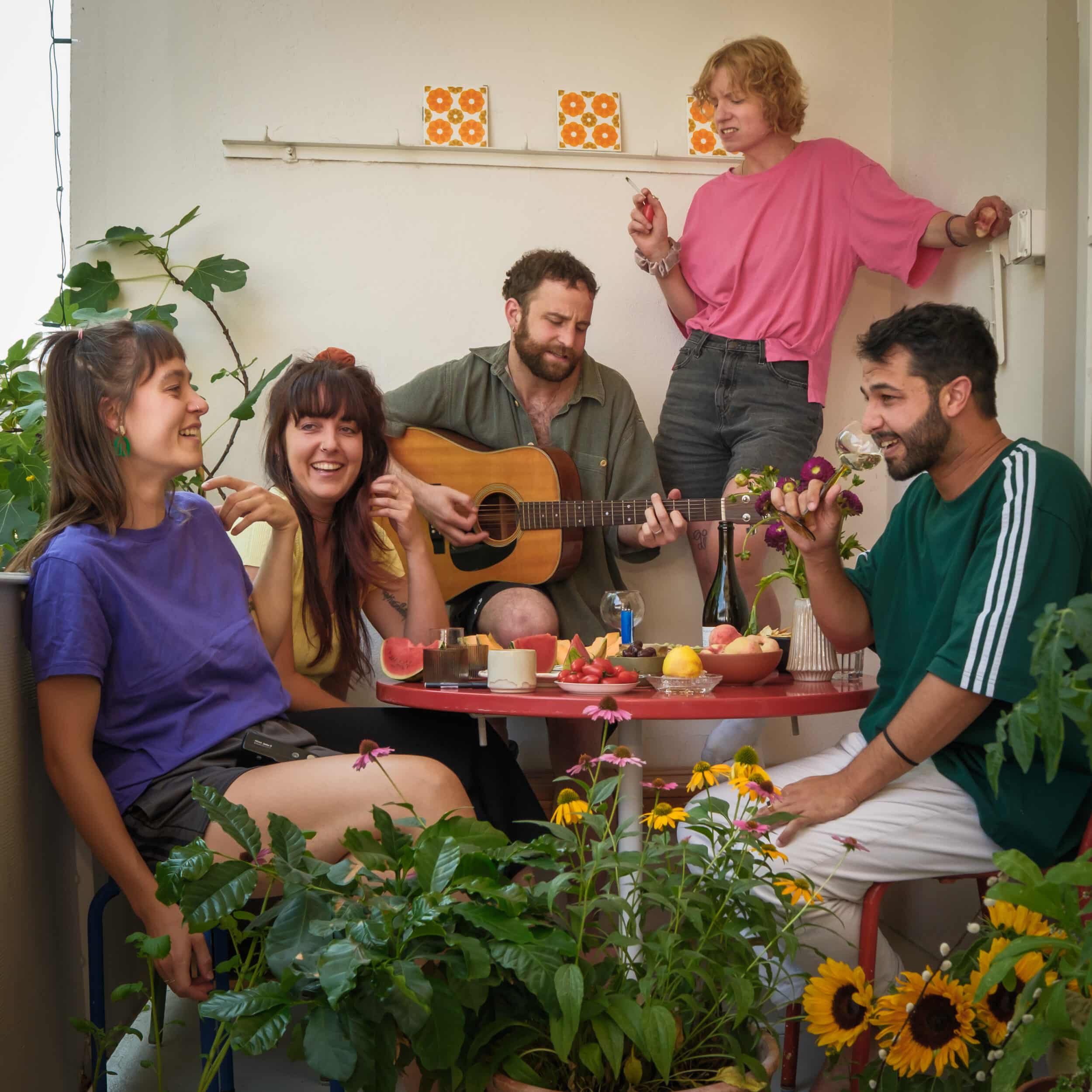 Trupa YERNA își anunță despărțirea prin EP-ul „Looking For The Sun”