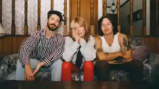 Winona Fighter anunță lansarea albumului „BRUTAL & EXTREMELY UNDERRATED”