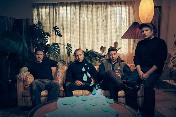 Fall Out Boy a lansat o variantă a piesei „It Feels Like Christmas”