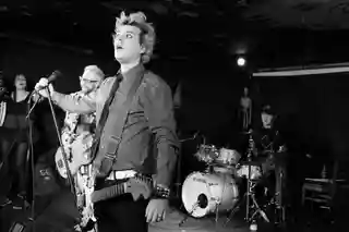 Lucid Smog Disorder analizează fiecare piesă de pe albumul „The Slime and the Glory”
