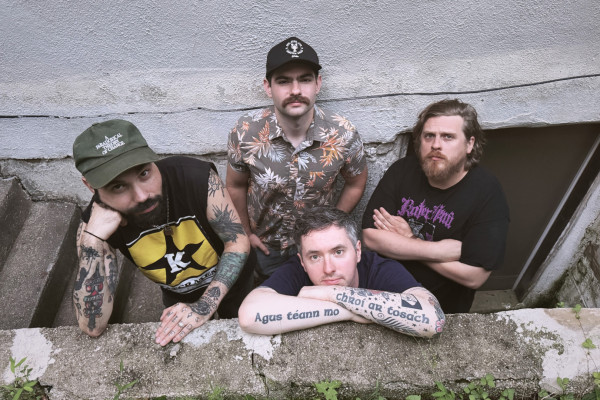 Tired Radio lansează single-ul „It Takes Time”