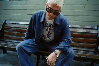 Andrew Watt vorbește despre colaborările sale în cadrul podcastului Lipps Service