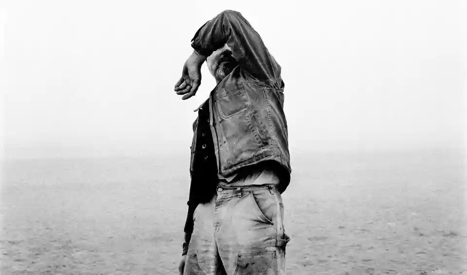 Kristian Matsson (The Tallest Man on Earth) lansează albumul „Just Beyond Endless Mountain”