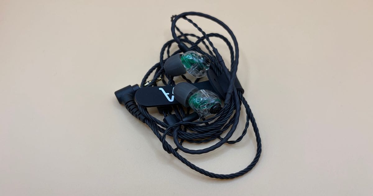 Recenzie căști in-ear Westone AM Pro X30: Performanță audio pentru scenă și audiții