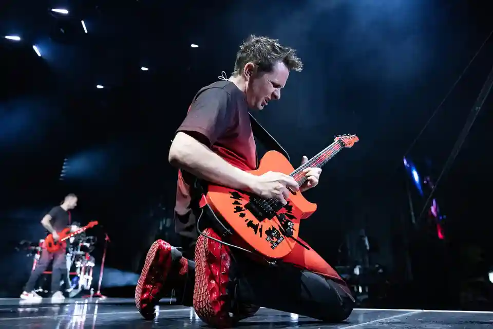 Recenzie: Concert Muse și Portugal. The Man la Toyota Amphitheatre