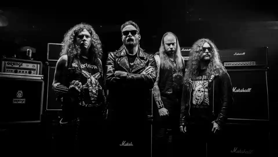 Trupa RAZORVOID a lansat albumul de debut „Into the Void”