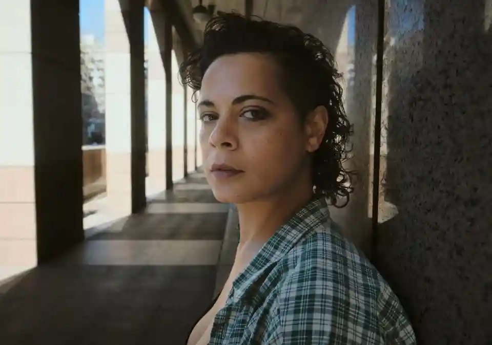 O perspectivă asupra practicii fotografice a artiștilor Zoey Black și Ryan Swart