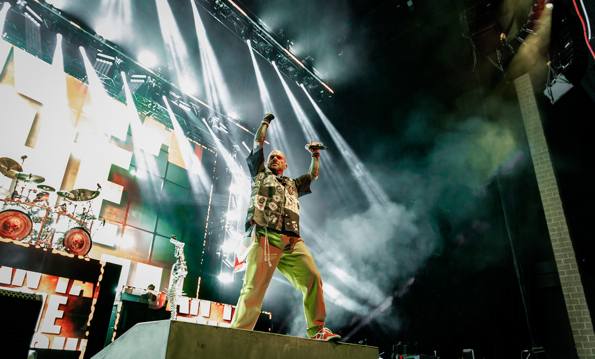Five Finger Death Punch, Cody Jinks și Eva Under Fire au concertat în Minnesota
