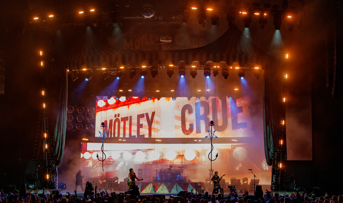 Mötley Crüe, Tesla și Extreme au concertat în cadrul turneului „Carnival of Sins”