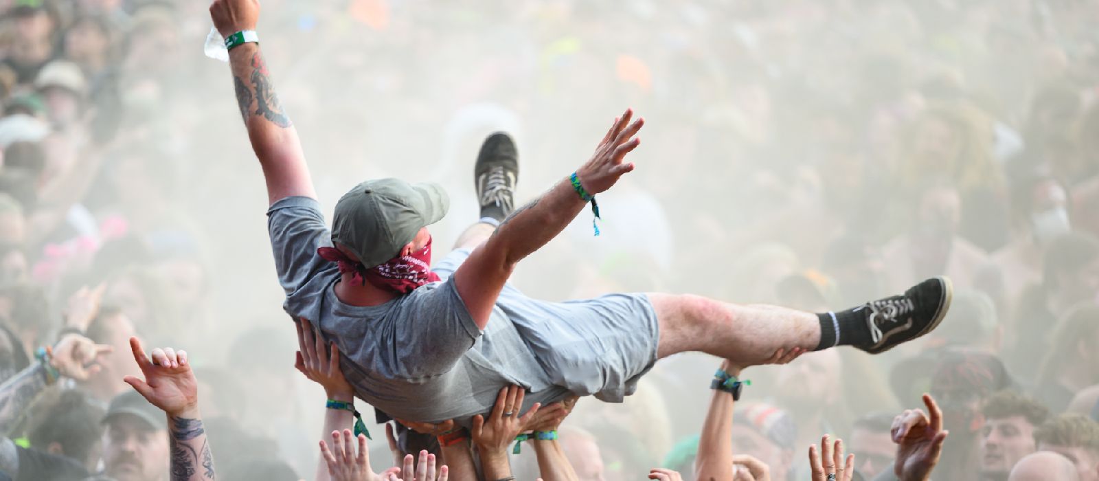 Bloodstock 2026: Sâmbăta festivalului sub semnul soarelui și al metalului extrem